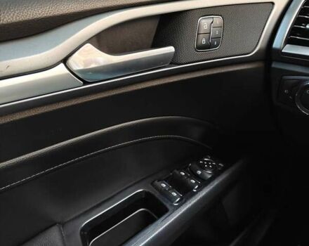 Красный Форд Фьюжн, объемом двигателя 2 л и пробегом 183 тыс. км за 13500 $, фото 20 на Automoto.ua