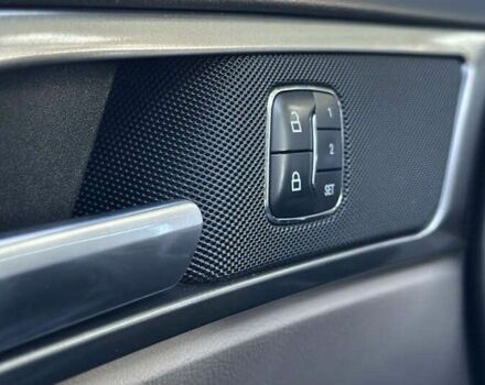 Красный Форд Фьюжн, объемом двигателя 2 л и пробегом 102 тыс. км за 10500 $, фото 16 на Automoto.ua