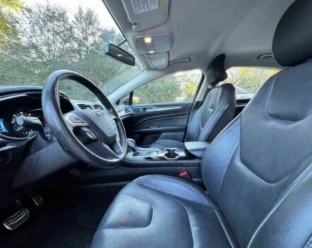 Форд Фьюжн 2016 в Киеве на Automoto.ua Красный Форд Фьюжн, объемом двигателя 2 л и пробегом 71 тыс. км за 10000 $, фото 8 на Automoto.ua