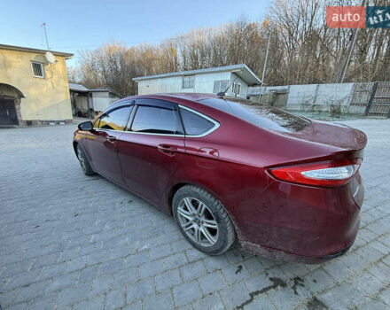 Красный Форд Фьюжн, объемом двигателя 1.5 л и пробегом 120 тыс. км за 10000 $, фото 5 на Automoto.ua