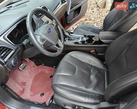 Красный Форд Фьюжн, объемом двигателя 2 л и пробегом 183 тыс. км за 13500 $, фото 30 на Automoto.ua