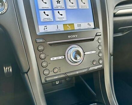 Красный Форд Фьюжн, объемом двигателя 2 л и пробегом 123 тыс. км за 14500 $, фото 13 на Automoto.ua