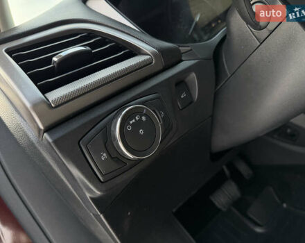 Червоний Форд Фьюжен, об'ємом двигуна 2.5 л та пробігом 79 тис. км за 11800 $, фото 77 на Automoto.ua