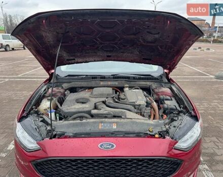 Червоний Форд Фьюжен, об'ємом двигуна 2 л та пробігом 190 тис. км за 15200 $, фото 3 на Automoto.ua