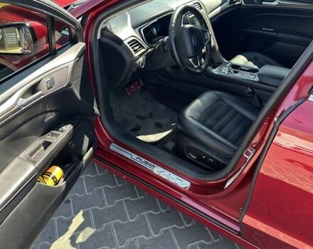 Форд Фьюжн 2017 в Одессе на Automoto.ua Красный Форд Фьюжн, объемом двигателя 2 л и пробегом 127 тыс. км за 15000 $, фото 2 на Automoto.ua