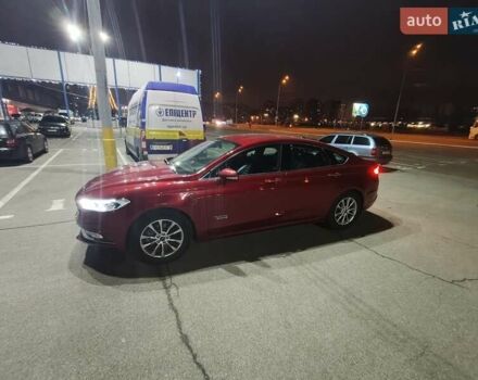 Красный Форд Фьюжн, объемом двигателя 2 л и пробегом 60 тыс. км за 15500 $, фото 2 на Automoto.ua