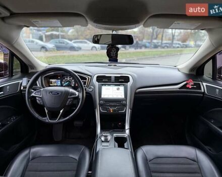 Форд Фьюжен 2017 у Києві на Automoto.ua Червоний Форд Фьюжен, об'ємом двигуна 1.5 л та пробігом 166 тис. км за 10800 $, фото 8 на Automoto.ua