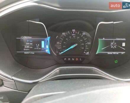 Форд Фьюжн 2017 в Кропивницком (Кировограде) на Automoto.ua Красный Форд Фьюжн, объемом двигателя 2 л и пробегом 59 тыс. км за 16100 $, фото 27 на Automoto.ua