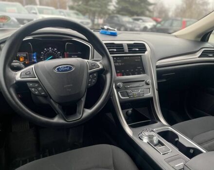 Красный Форд Фьюжн, объемом двигателя 2.5 л и пробегом 130 тыс. км за 12999 $, фото 14 на Automoto.ua