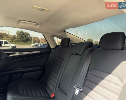 Форд Фьюжн 2017 в Сумах на Automoto.ua Красный Форд Фьюжн, объемом двигателя 1.5 л и пробегом 80 тыс. км за 13999 $, фото 12 на Automoto.ua