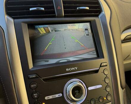 Красный Форд Фьюжн, объемом двигателя 2 л и пробегом 124 тыс. км за 16600 $, фото 11 на Automoto.ua