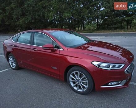 Форд Фьюжн 2017 в Кропивницком (Кировограде) на Automoto.ua Красный Форд Фьюжн, объемом двигателя 2 л и пробегом 59 тыс. км за 16100 $, фото 3 на Automoto.ua