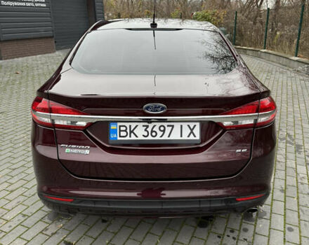 Красный Форд Фьюжн, объемом двигателя 2 л и пробегом 107 тыс. км за 13700 $, фото 24 на Automoto.ua