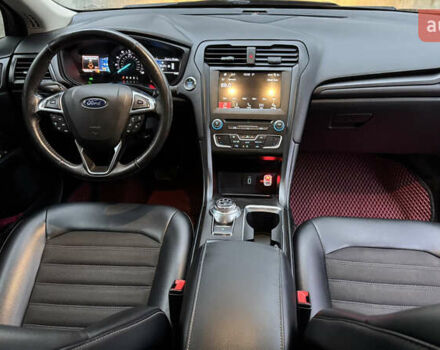 Червоний Форд Фьюжен, об'ємом двигуна 2.49 л та пробігом 122 тис. км за 11800 $, фото 19 на Automoto.ua