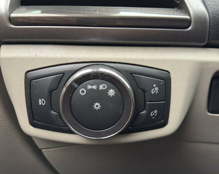 Красный Форд Фьюжн, объемом двигателя 2 л и пробегом 107 тыс. км за 13700 $, фото 60 на Automoto.ua