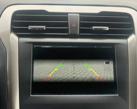 Красный Форд Фьюжн, объемом двигателя 2.5 л и пробегом 130 тыс. км за 12999 $, фото 10 на Automoto.ua