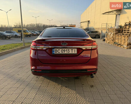 Красный Форд Фьюжн, объемом двигателя 2 л и пробегом 124 тыс. км за 16600 $, фото 5 на Automoto.ua