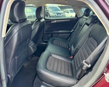 Форд Фьюжн 2017 в Ужгороде на Automoto.ua Красный Форд Фьюжн, объемом двигателя 1.5 л и пробегом 69 тыс. км за 5300 $, фото 12 на Automoto.ua