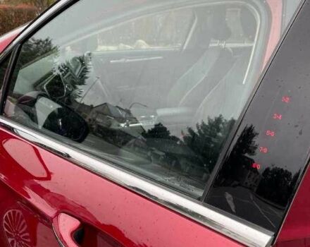 Красный Форд Фьюжн, объемом двигателя 0 л и пробегом 93 тыс. км за 11200 $, фото 9 на Automoto.ua