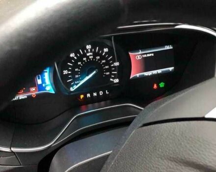 Красный Форд Фьюжн, объемом двигателя 0 л и пробегом 93 тыс. км за 11200 $, фото 10 на Automoto.ua