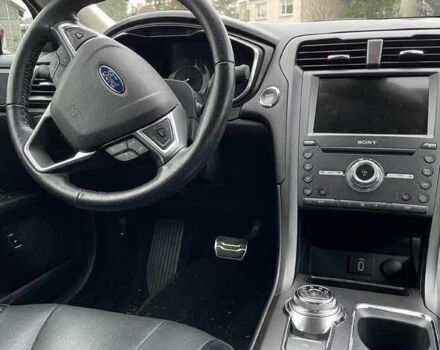 Красный Форд Фьюжн, объемом двигателя 0 л и пробегом 93 тыс. км за 11200 $, фото 13 на Automoto.ua