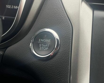 Красный Форд Фьюжн, объемом двигателя 2.5 л и пробегом 130 тыс. км за 12999 $, фото 15 на Automoto.ua