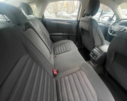 Красный Форд Фьюжн, объемом двигателя 2.5 л и пробегом 130 тыс. км за 12999 $, фото 20 на Automoto.ua