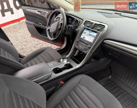 Червоний Форд Фьюжен, об'ємом двигуна 1.5 л та пробігом 138 тис. км за 12999 $, фото 14 на Automoto.ua