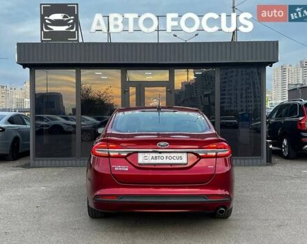 Красный Форд Фьюжн, объемом двигателя 2 л и пробегом 60 тыс. км за 16990 $, фото 5 на Automoto.ua