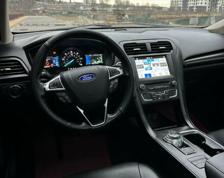 Червоний Форд Фьюжен, об'ємом двигуна 2 л та пробігом 120 тис. км за 11500 $, фото 35 на Automoto.ua