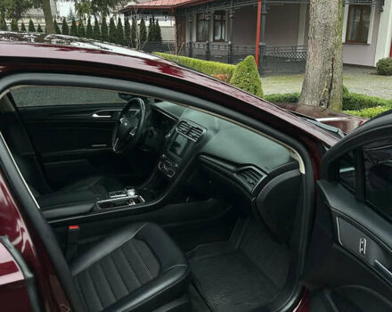 Красный Форд Фьюжн, объемом двигателя 1.5 л и пробегом 140 тыс. км за 12000 $, фото 3 на Automoto.ua