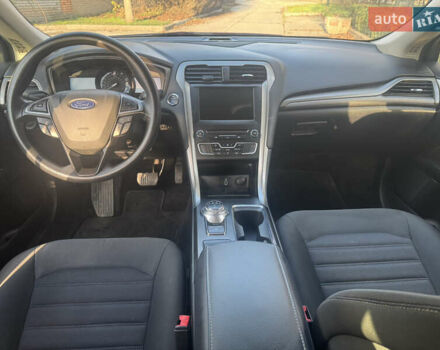 Красный Форд Фьюжн, объемом двигателя 2.5 л и пробегом 74 тыс. км за 13499 $, фото 4 на Automoto.ua