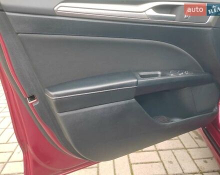 Червоний Форд Фьюжен, об'ємом двигуна 1.5 л та пробігом 76 тис. км за 9950 $, фото 21 на Automoto.ua