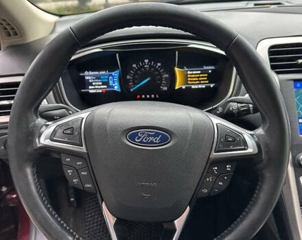 Красный Форд Фьюжн, объемом двигателя 2 л и пробегом 187 тыс. км за 14800 $, фото 6 на Automoto.ua