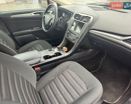 Красный Форд Фьюжн, объемом двигателя 1.5 л и пробегом 76 тыс. км за 10200 $, фото 14 на Automoto.ua