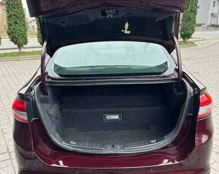 Красный Форд Фьюжн, объемом двигателя 2 л и пробегом 187 тыс. км за 14800 $, фото 18 на Automoto.ua