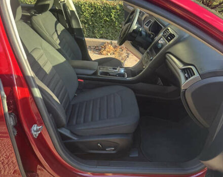 Красный Форд Фьюжн, объемом двигателя 2.5 л и пробегом 74 тыс. км за 13499 $, фото 6 на Automoto.ua