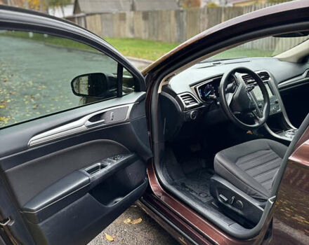 Красный Форд Фьюжн, объемом двигателя 2 л и пробегом 73 тыс. км за 13900 $, фото 6 на Automoto.ua