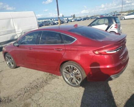 Красный Форд Фьюжн, объемом двигателя 2 л и пробегом 82 тыс. км за 2400 $, фото 1 на Automoto.ua