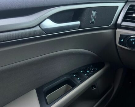 Червоний Форд Фьюжен, об'ємом двигуна 2 л та пробігом 217 тис. км за 12999 $, фото 15 на Automoto.ua