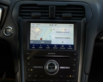 Червоний Форд Фьюжен, об'ємом двигуна 2 л та пробігом 207 тис. км за 12999 $, фото 11 на Automoto.ua