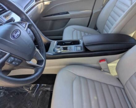 Красный Форд Фьюжн, объемом двигателя 2 л и пробегом 34 тыс. км за 11900 $, фото 8 на Automoto.ua