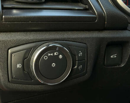 Червоний Форд Фьюжен, об'ємом двигуна 2 л та пробігом 207 тис. км за 12999 $, фото 17 на Automoto.ua