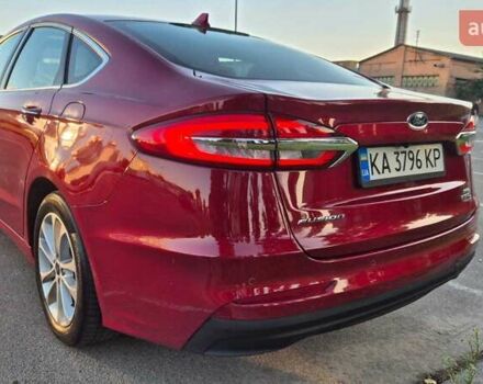 Форд Фьюжен 2019 у Києві на Automoto.ua Червоний Форд Фьюжен, об'ємом двигуна 2 л та пробігом 154 тис. км за 15300 $, фото 13 на Automoto.ua