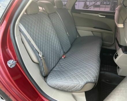 Червоний Форд Фьюжен, об'ємом двигуна 2 л та пробігом 217 тис. км за 12999 $, фото 4 на Automoto.ua