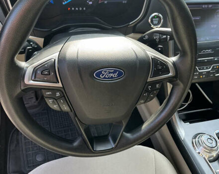 Форд Фьюжен 2019 у Рівному на Automoto.ua Червоний Форд Фьюжен, об'ємом двигуна 1.5 л та пробігом 86 тис. км за 14699 $, фото 23 на Automoto.ua