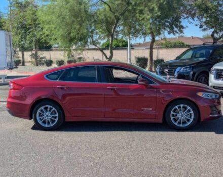 Красный Форд Фьюжн, объемом двигателя 2 л и пробегом 34 тыс. км за 11900 $, фото 3 на Automoto.ua