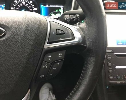 Форд Фьюжн 2019 в Киеве на Automoto.ua Красный Форд Фьюжн, объемом двигателя 2 л и пробегом 192 тыс. км за 19490 $, фото 19 на Automoto.ua