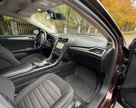 Красный Форд Фьюжн, объемом двигателя 2 л и пробегом 73 тыс. км за 13900 $, фото 9 на Automoto.ua