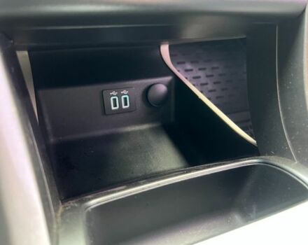 Червоний Форд Фьюжен, об'ємом двигуна 2 л та пробігом 217 тис. км за 12999 $, фото 13 на Automoto.ua